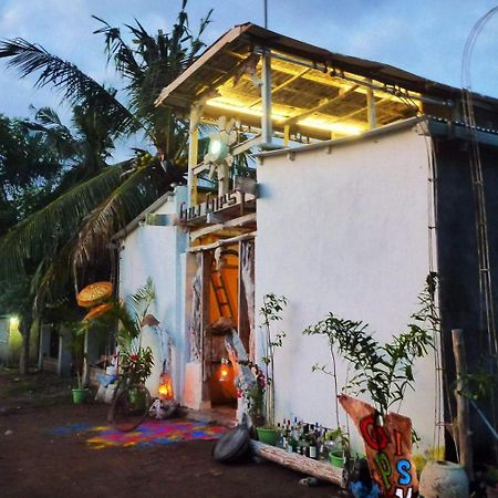 Auberge de jeunesse Gipsy Backpackers à Gili Trawangan Extérieur photo